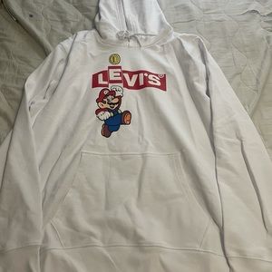 NWT Levis x mario pull over hoodie SIZE MEDIUM